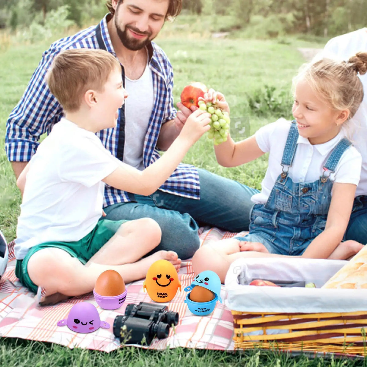 Travel Egg Container Cartoon Storage Box Portable Egg Protection Cover Kitchen Gadgets for Picnic Outdoor Travel Barbecues Home